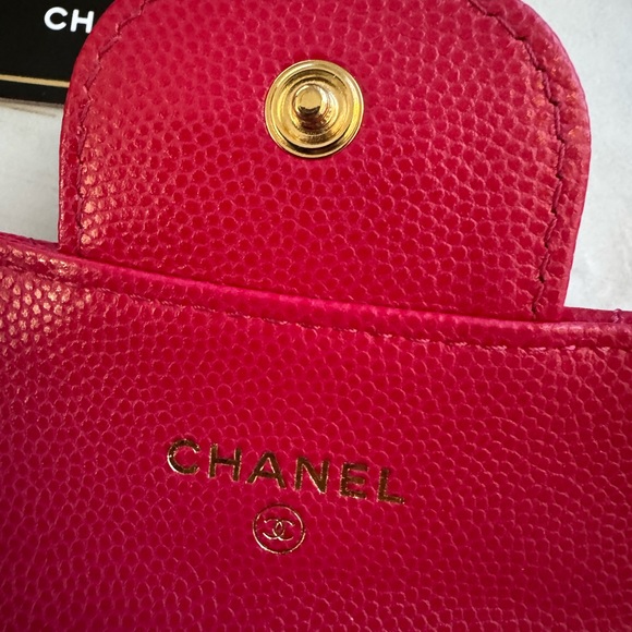 Rare Chanel card holder XL Reissue Raspberry color - Picture 9 of 15